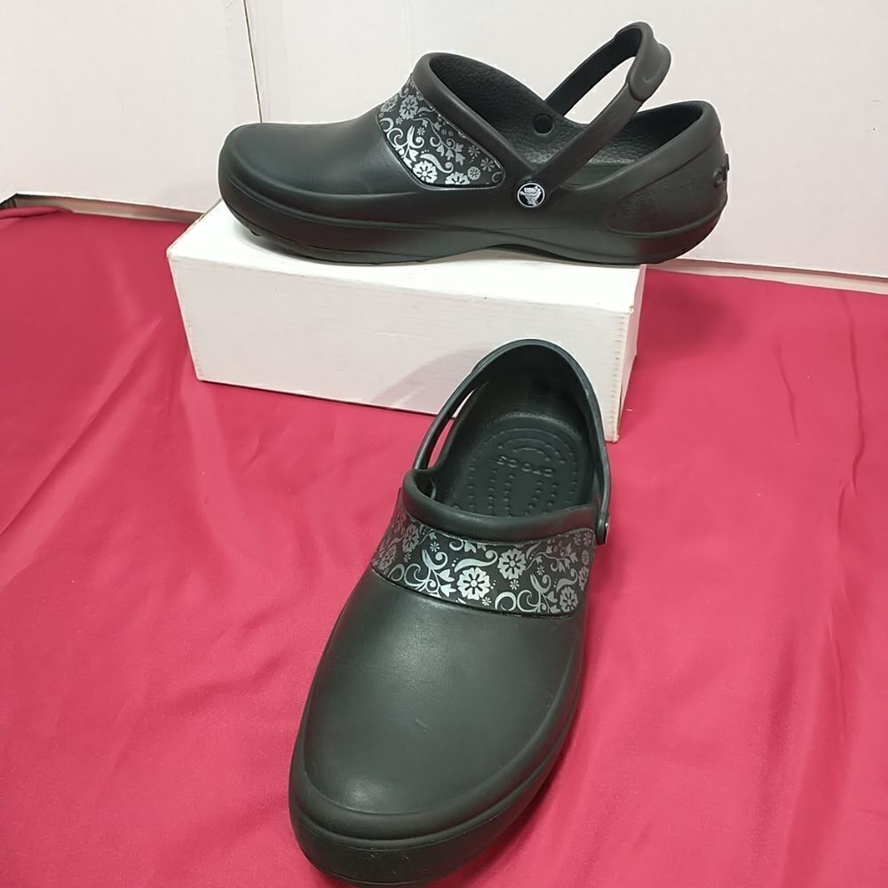 Crocs Mercy Work Women's SZ 11 Clogs Black Silver Floral Comfort.